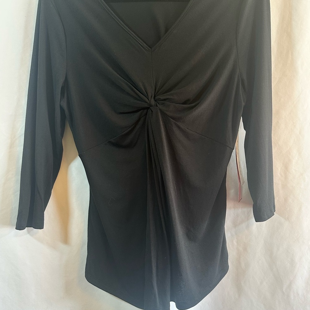 NWT Indigo Rose Maternity Black V-Neck Women's Top